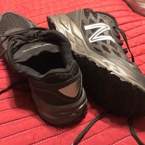 Men’s New Balance running tennis shoes